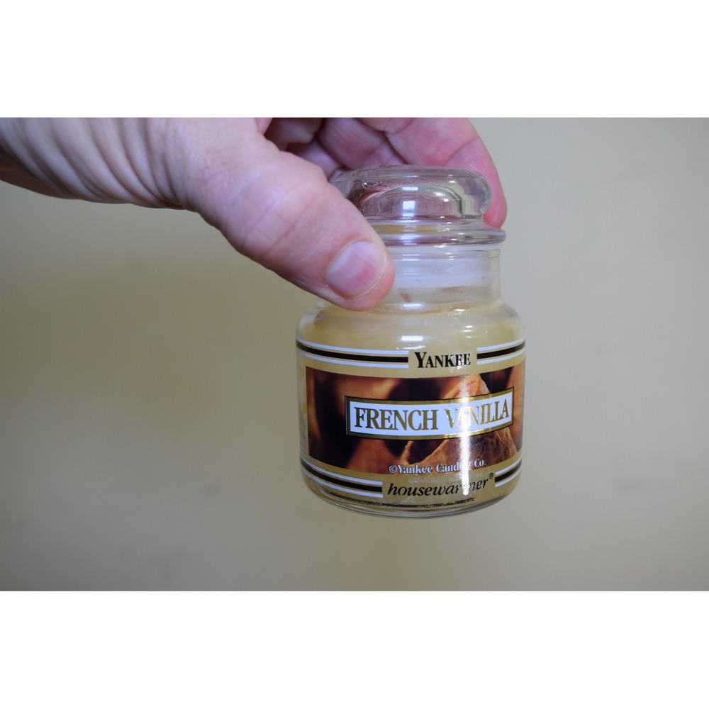 Yankee Candle French Vanilla Housewarmer Small Jar Candle 3.7oz 113812
